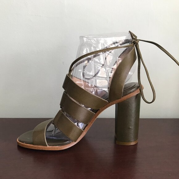 Banana Republic | ROSELLA GHILLIE SANDAL - Picture 9 of 13